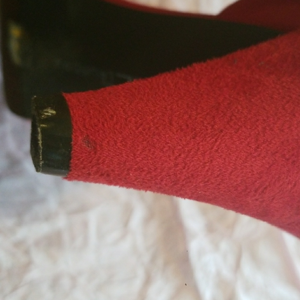Red heels - Picture 6 of 6